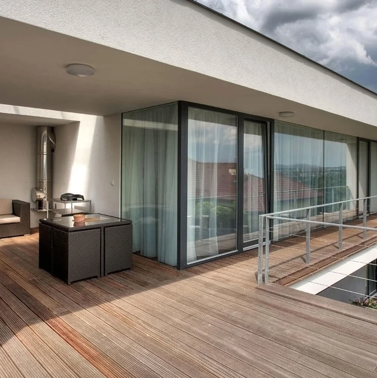 ansestate-img-balcon
